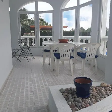 Casa Costa Dorada