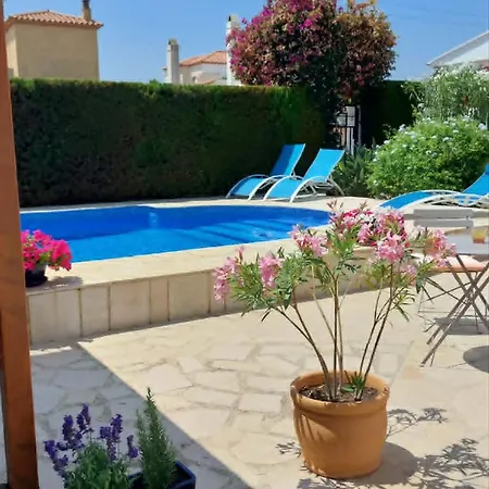 Casa Costa Dorada