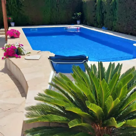 Casa Costa Dorada